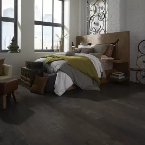 Hardwood Flooring in modern bedroom | Green's Floors & More